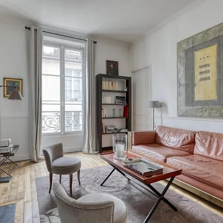 Spacious Typical Parisian Flat - Le Marais Apartament