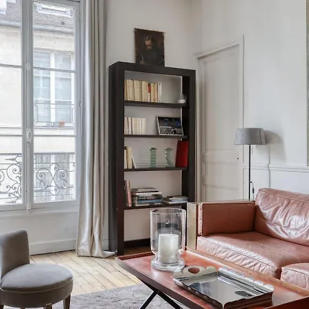 Apartment Spacious Typical Parisian Flat - Le Marais