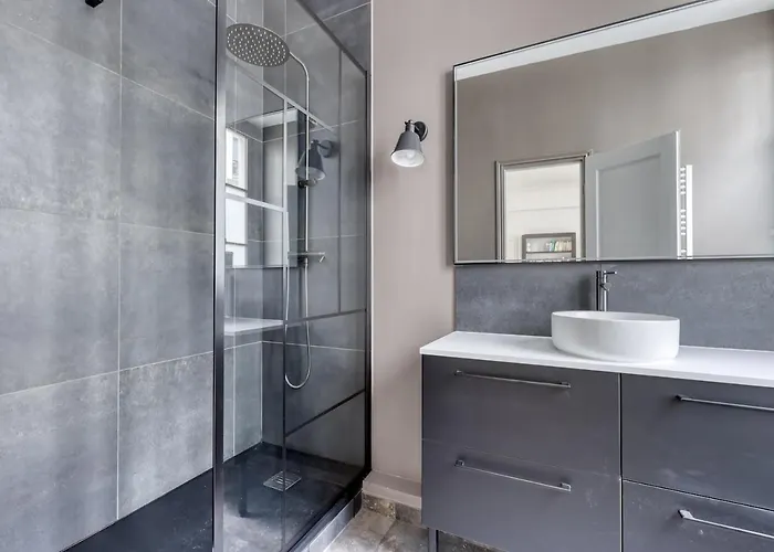 Spacious Typical Parisian Flat - Le Marais * Paris